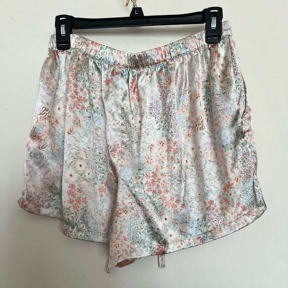 Cynthia Rowley High Waist Floral Lounge Shorts in Pastel Shades - Picture 3 of 3